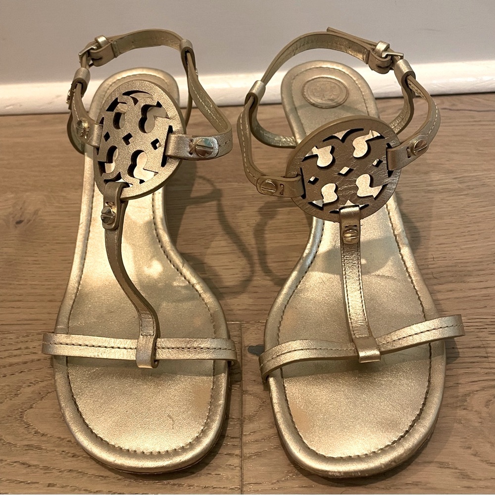 Tory Burch Miller Medallion Gold Wedge Sandals - Size 10